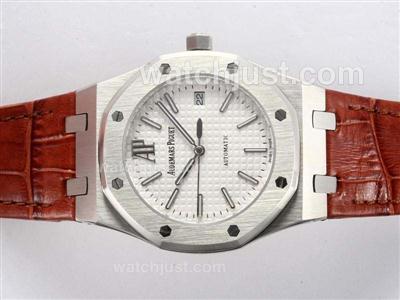 Audemars Piguet Royal Oak Swiss ETA 2836 Movement with White Dial-Upgrade Version