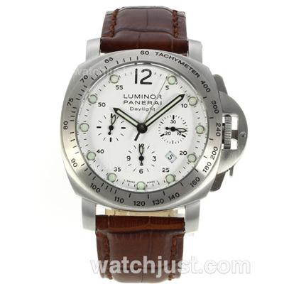 Panerai Luminor Daylight Automatic with White Dial-Leather Strap