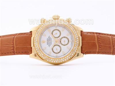 Rolex Daytona Working Chronograph Golden Case with White Dial with - Sticker Marking and Diamond Bezel