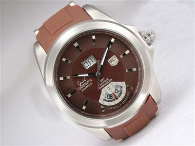 Tag Heuer Carrera Brown Dial And Rubber Strap Replica Watch TAG6149